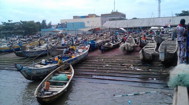 Pêche Artisanale Maritime: Entre Subsistance et Durabilité des ressources marines au Bénin