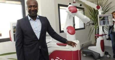 Bertin Nahum, le génie africain qui révolutionne la chirurgie avec son Dernier Robot, Epione